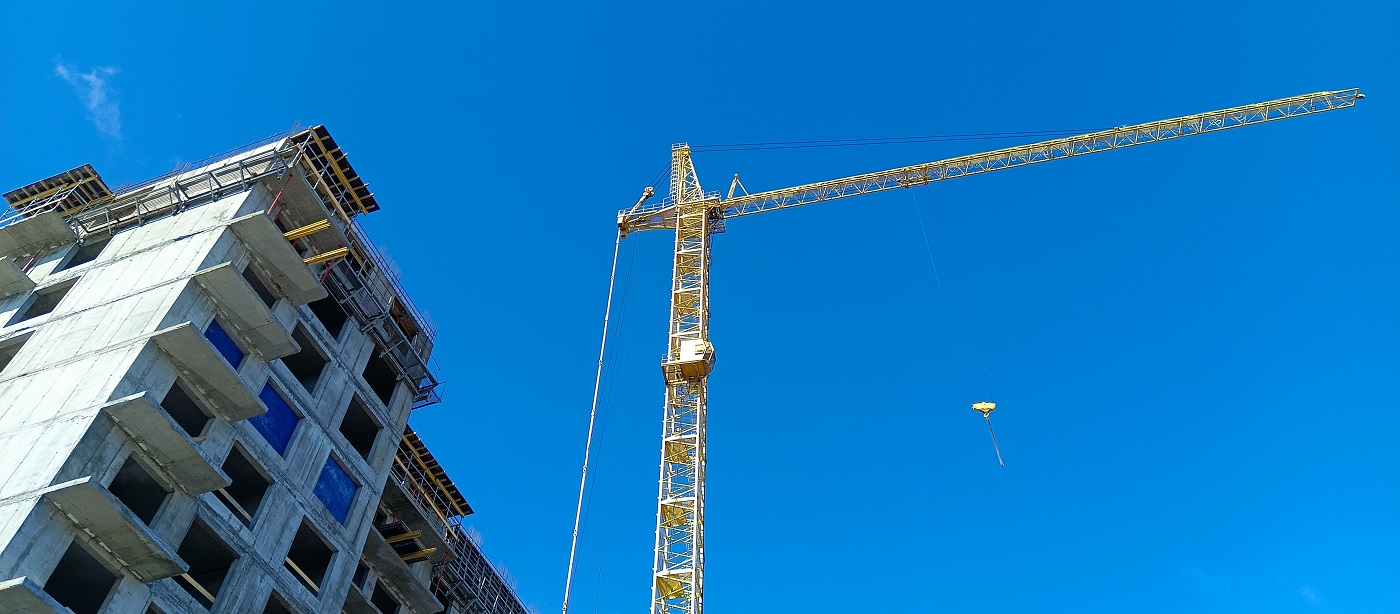Аренда и услуги башенных кранов для стротельства высотных домов и зданий в Феодосии